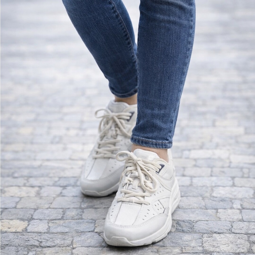 Apex Orthopedic Diabetic Women Shoes Sneakers White V854 Size US 8 X-Wide